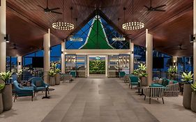 Le Meridien Phuket Beach Resort